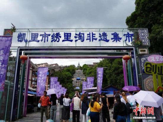 问鼎娱乐下载